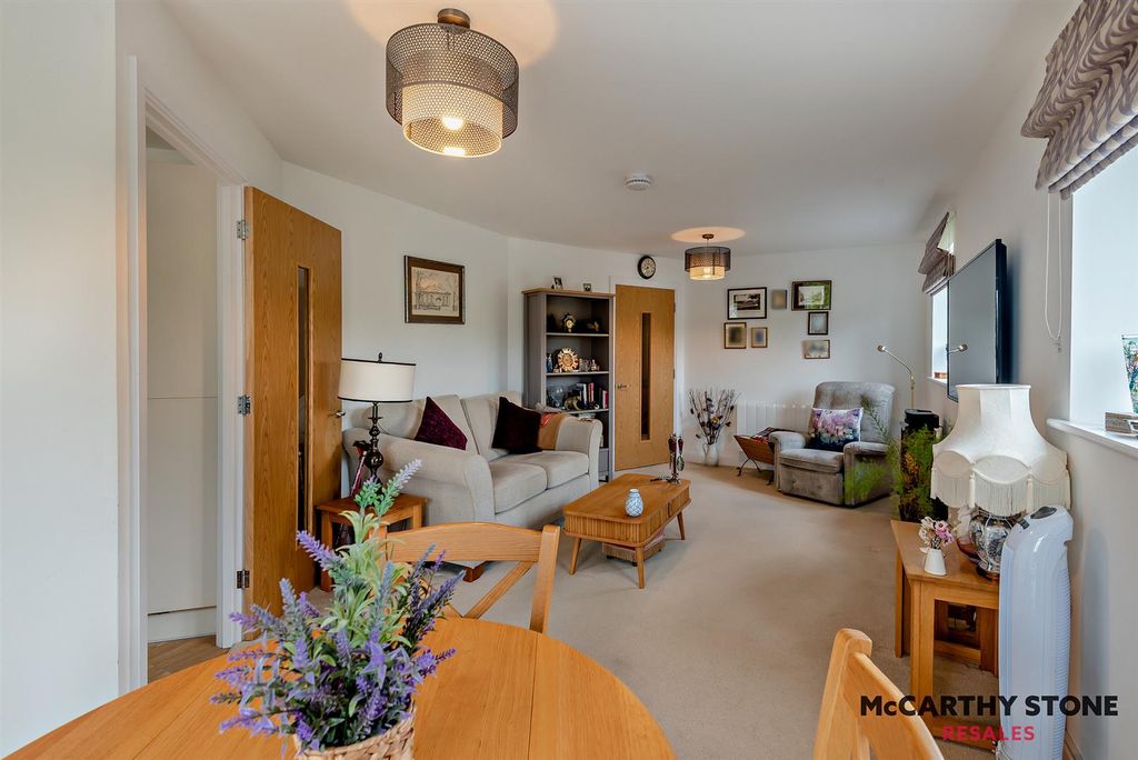 Additional image 3 of 1 bed flat for saleFarnham House, Loughborough Road, Quorn LE12