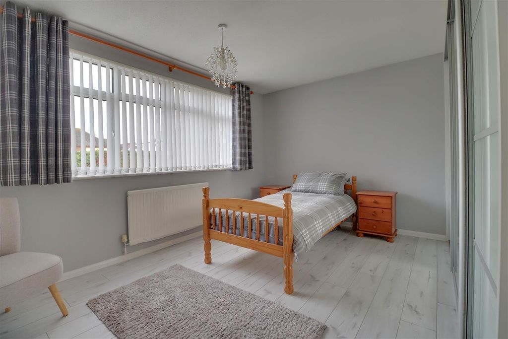 Additional image 14 of 4 bed detached house for saleSwan Lane, Wickford SS11