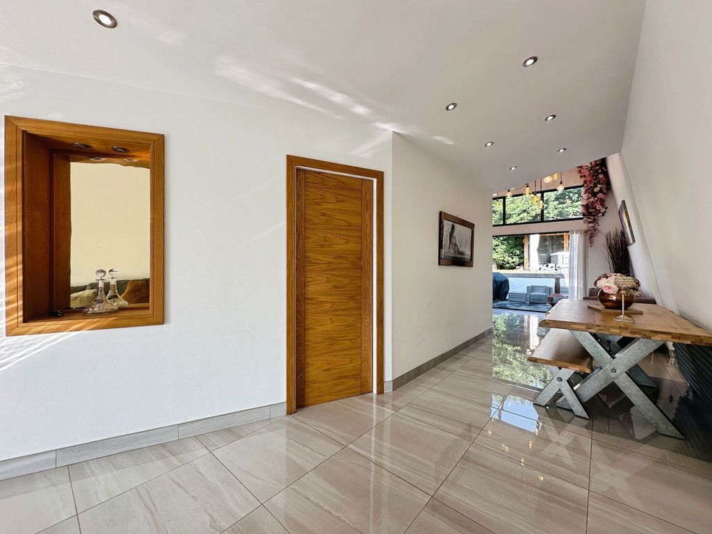 Additional image 15 of 4 bed detached house for saleCheswell Close, Compton, Wolverhampton WV6
