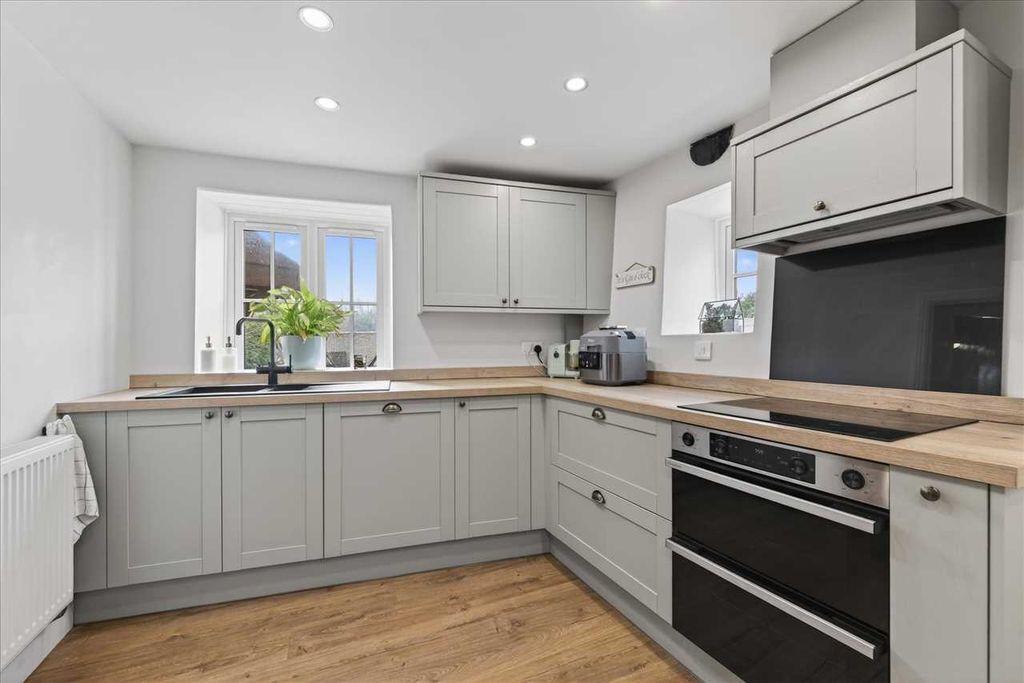 Additional image 15 of 3 bed cottage for saleWalnut Tree Cottage, Corby Road, Cottingham LE16