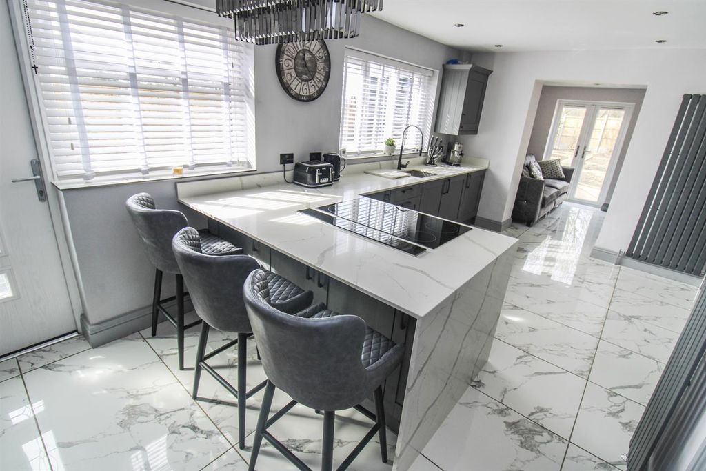 Additional image 3 of 4 bed semi-detached house for saleHowe Crescent, Corby NN17