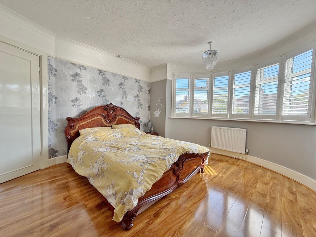 Additional image 9 of 3 bed detached house for saleLealand Road, Drayton, Portsmouth PO6