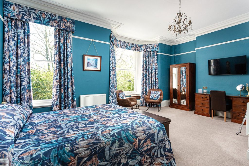 Additional image 5 of 6 bed terraced house for saleGrosvenor Terrace, York, North Yorkshire YO30