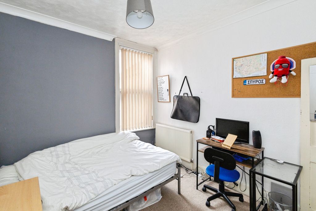 Additional image 9 of 4 bed terraced house for saleSt. Marys Road, Portsmouth PO1