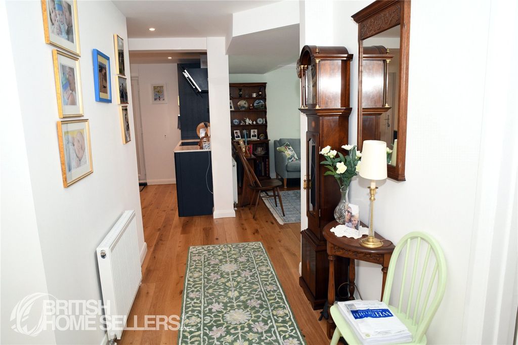 Additional image 6 of 2 bed flat for saleGrand Parade, Portsmouth, Hampshire PO1