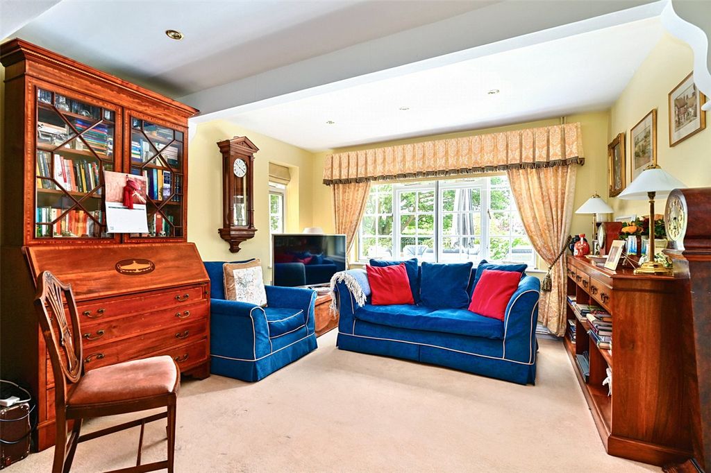 Additional image 13 of 6 bed detached house for saleWhite Horse Lane, Finchampstead, Wokingham, Berkshire RG40