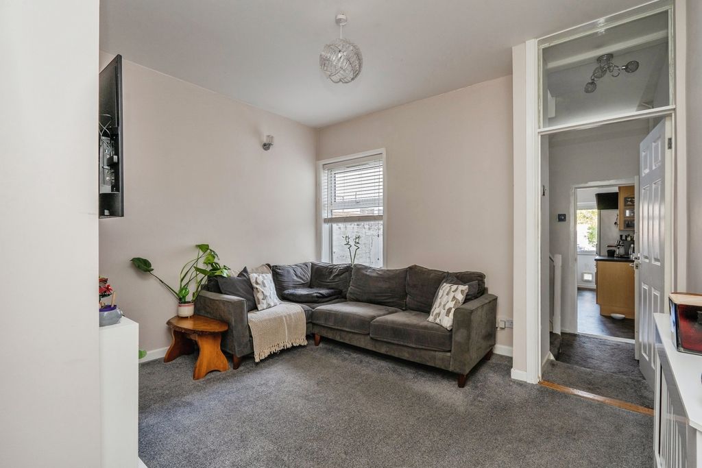 Additional image 8 of 2 bed terraced house for saleJersey Road, Portsmouth, Hampshire PO2