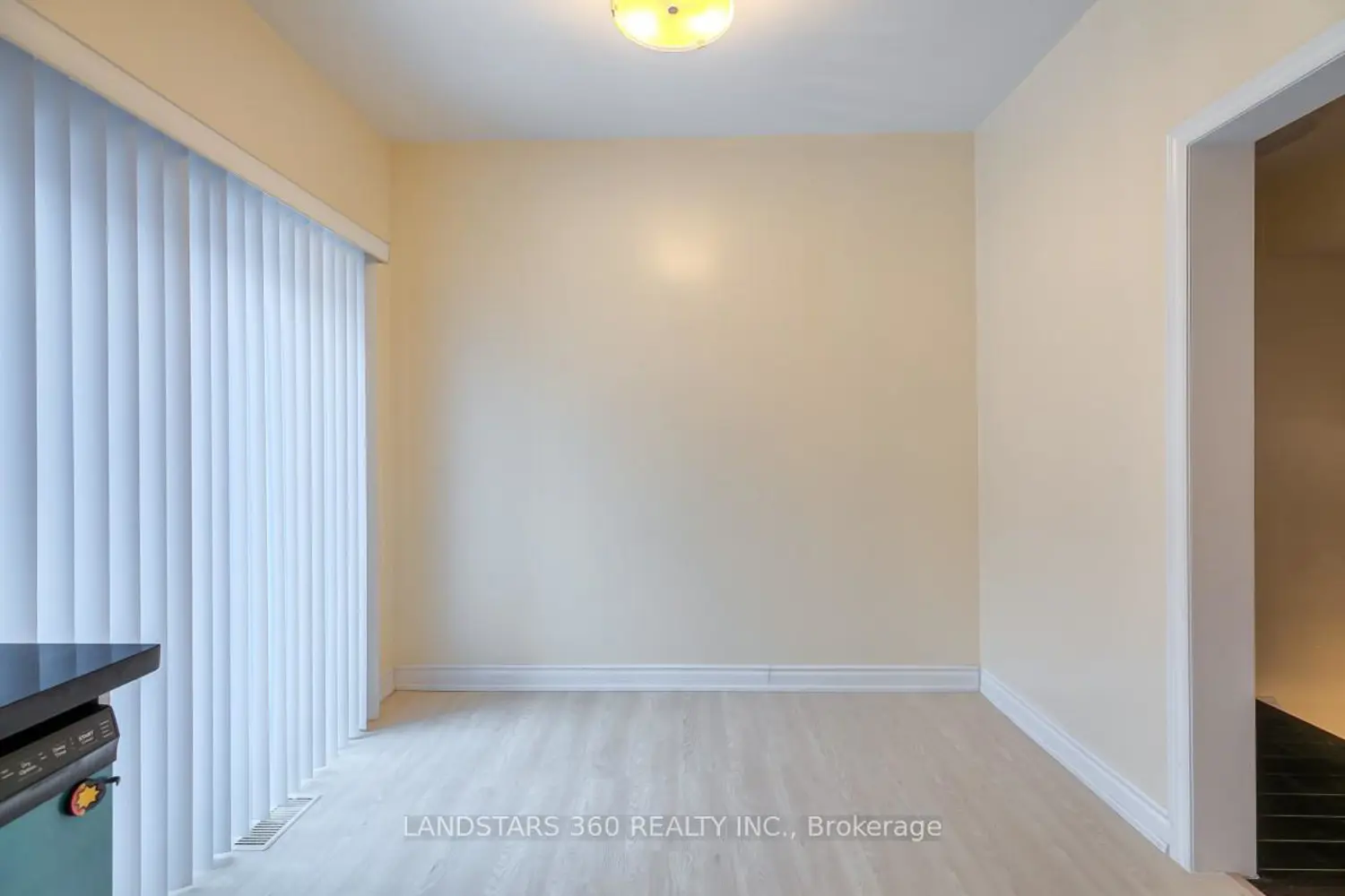 Additional image 11 of 9133 Bayview Avenue 69