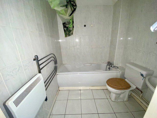 Additional image 5 of 2 bed flat for saleNancy Road, Portsmouth, Hampshire PO1