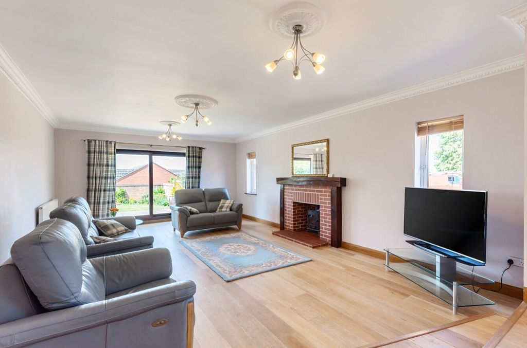 Additional image 5 of 5 bed detached bungalow for saleBack Lane, Colsterworth, Grantham, Lincolnshire NG33