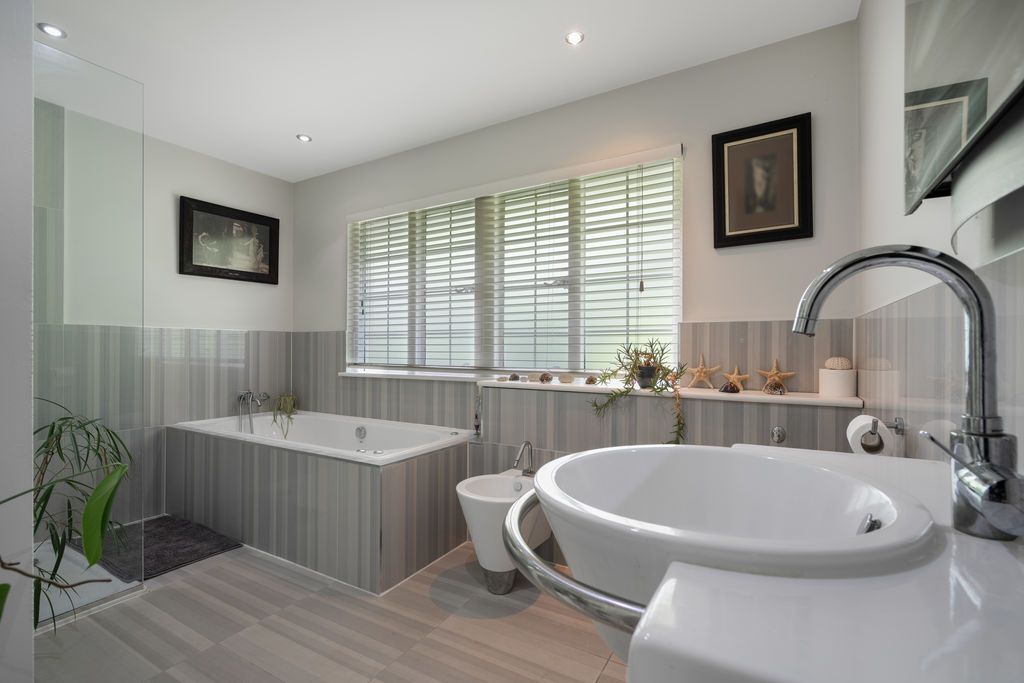 Additional image 24 of 4 bed detached house for saleNew Road, Windlesham GU20