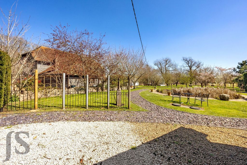 Additional image 36 of 4 bed detached house for saleCastle Goring Way, Worthing BN13