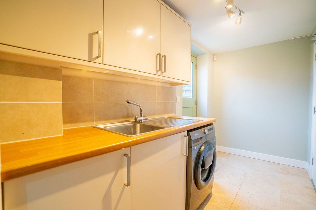 Additional image 12 of 4 bed barn conversion for saleThe Threshing Barn, Cranshaw Lane, Widnes WA8