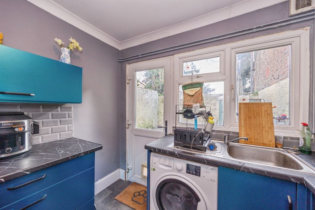 Additional image 11 of 3 bed flat for saleFratton Road, Portsmouth PO1