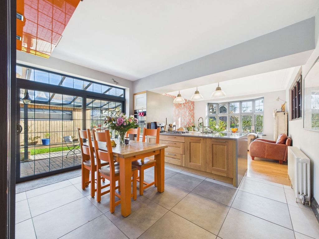 Additional image 4 of 4 bed detached house for saleLeyeshurst, Lamorna Grove, Worthing BN14