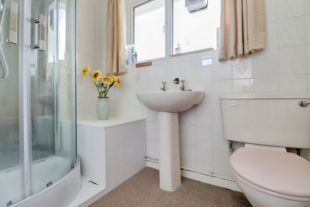 Additional image 13 of 3 bed detached bungalow for saleFordview Close, Leicester LE8