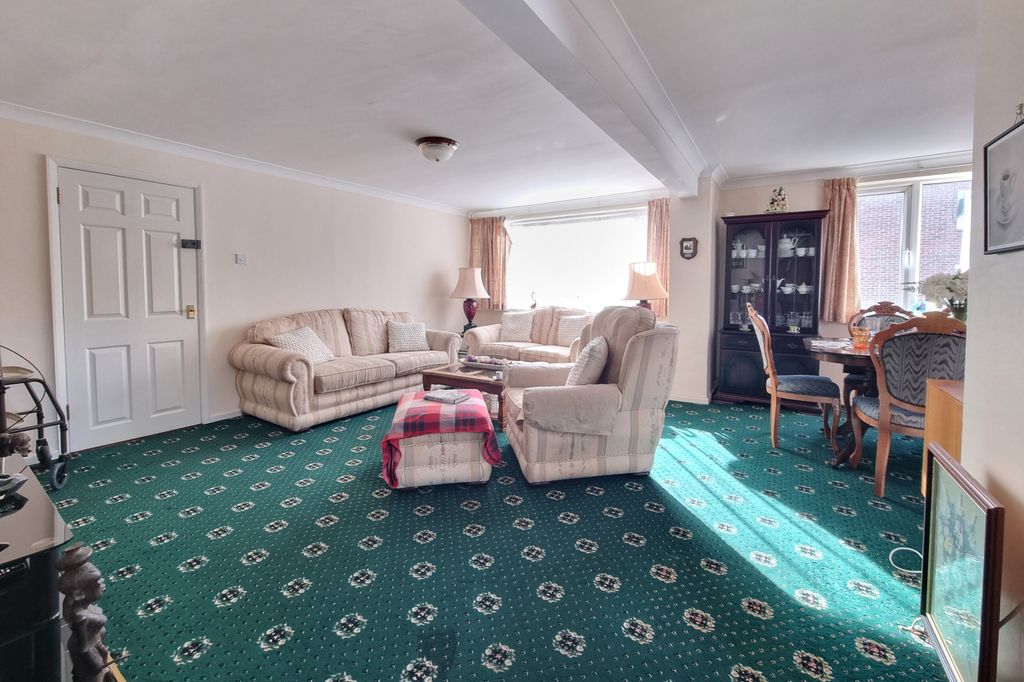 Additional image 5 of 3 bed flat for saleOld Portsmouth, Hampshire PO1