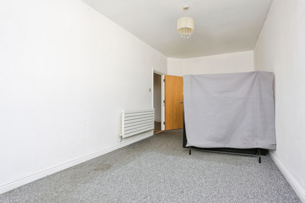 Additional image 11 of 2 bed flat for saleFosse Road North, Leicester, Leicestershire LE3