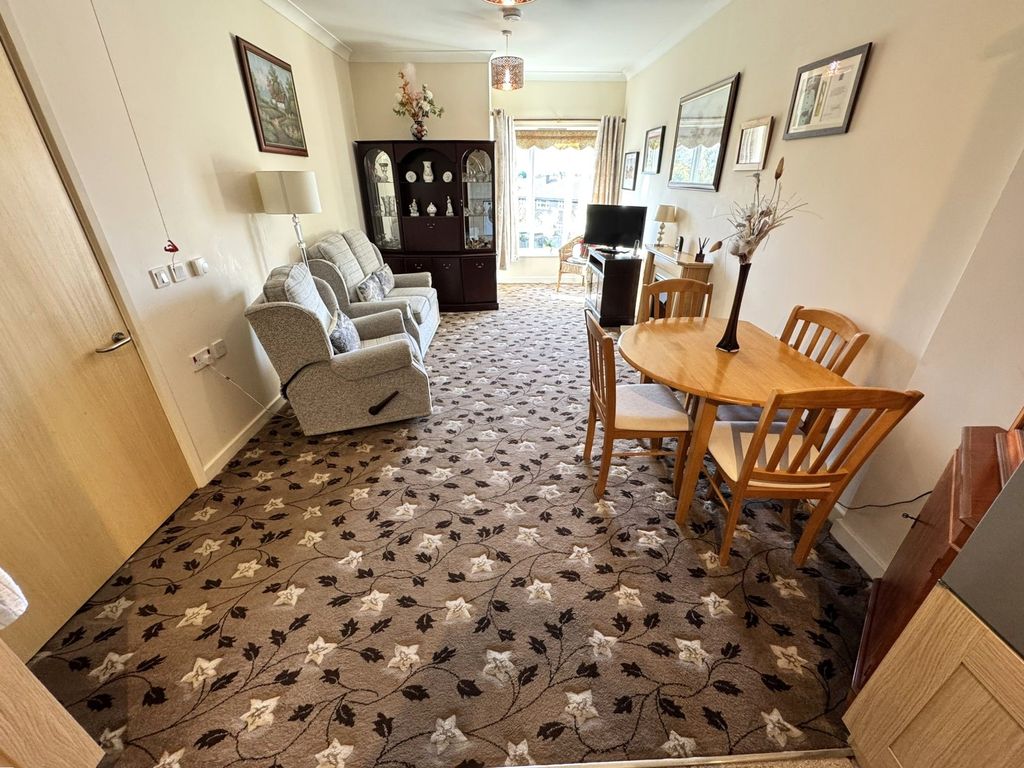 Additional image 5 of 2 bed flat for saleWinehala Court, Sandbeds Road, Willenhall WV12