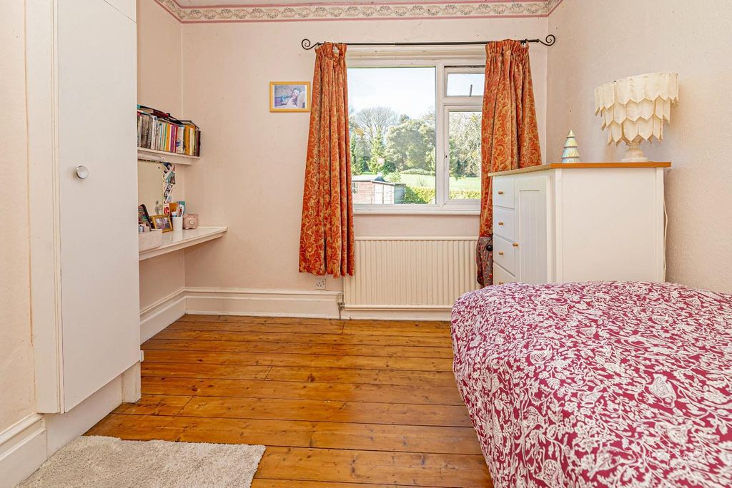 Additional image 19 of 4 bed detached house for saleCalbourne Road, Newport PO30