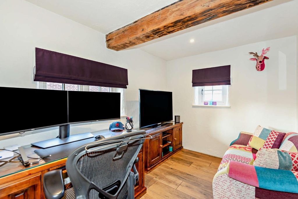 Additional image 13 of 4 bed detached house for saleJunction Road, Ashford TW15