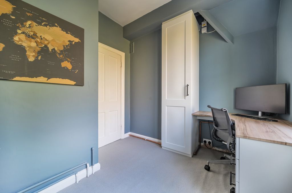 Additional image 18 of 3 bed flat for saleMerton Ford, Pages Croft, Wokingham, Berkshire RG40