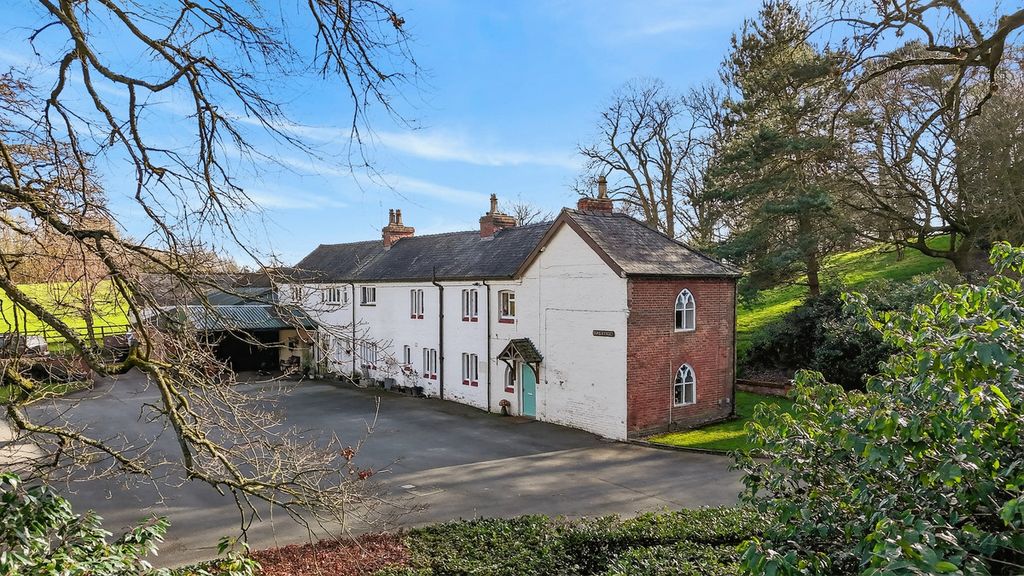 6 bed cottage for saleWicksted Cottages Wirswall Whitchurch, Cheshire East SY13
