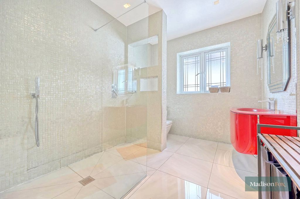 Additional image 39 of 5 bed detached house for saleThe Dell, Woodford Green IG8