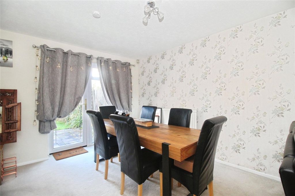Additional image 6 of 4 bed detached house for saleSaffron Close, Barwell, Leicester, Leicestershire LE9