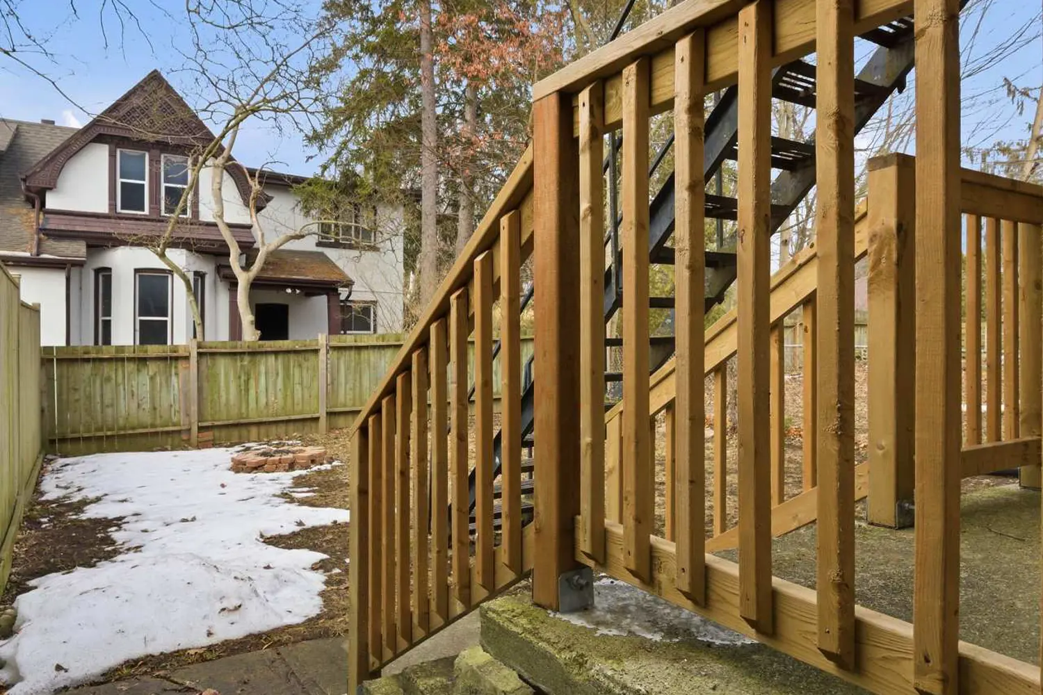 Additional image 3 of 1051 Richmond Street
