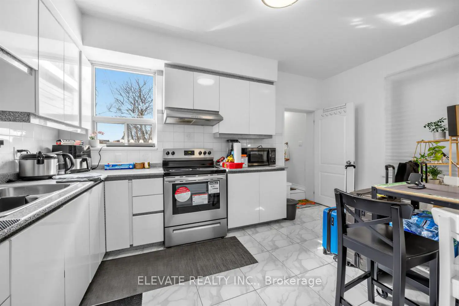 Additional image 2 of 1262 Lansdowne Avenue