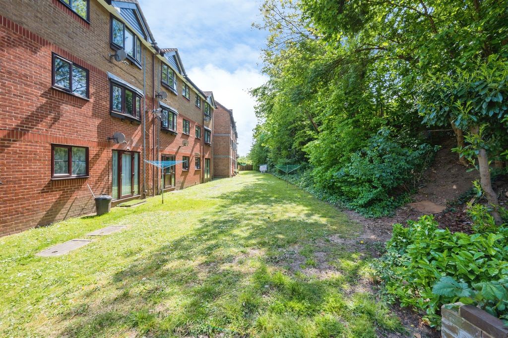Additional image 9 of 1 bed flat for saleBrunel Road, Southampton SO15