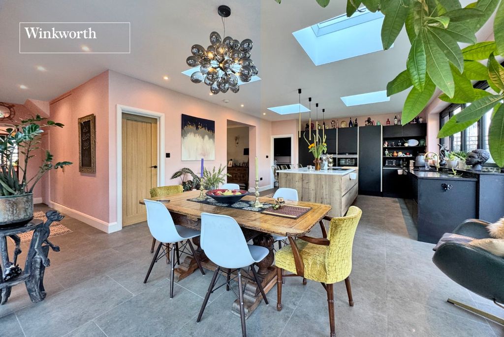 Additional image 8 of 4 bed detached house for saleKingsmead Avenue, Worcester Park KT4