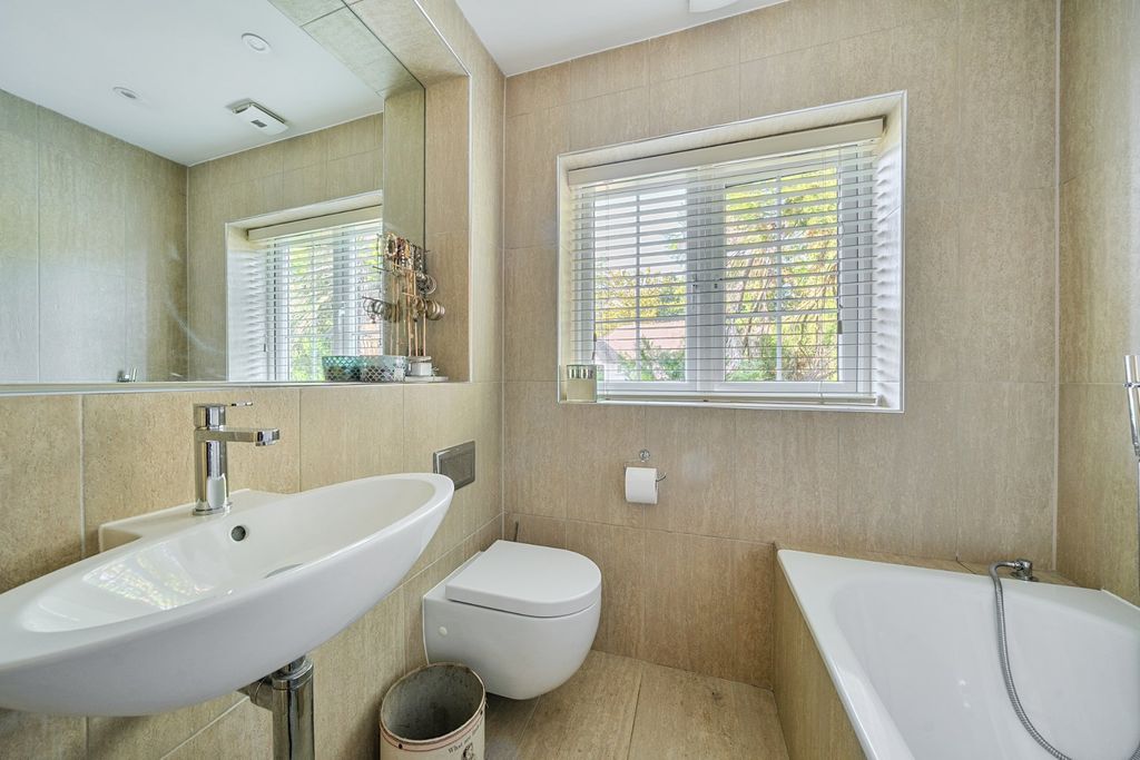 Additional image 26 of 6 bed detached house for salePyrford, Surrey GU22