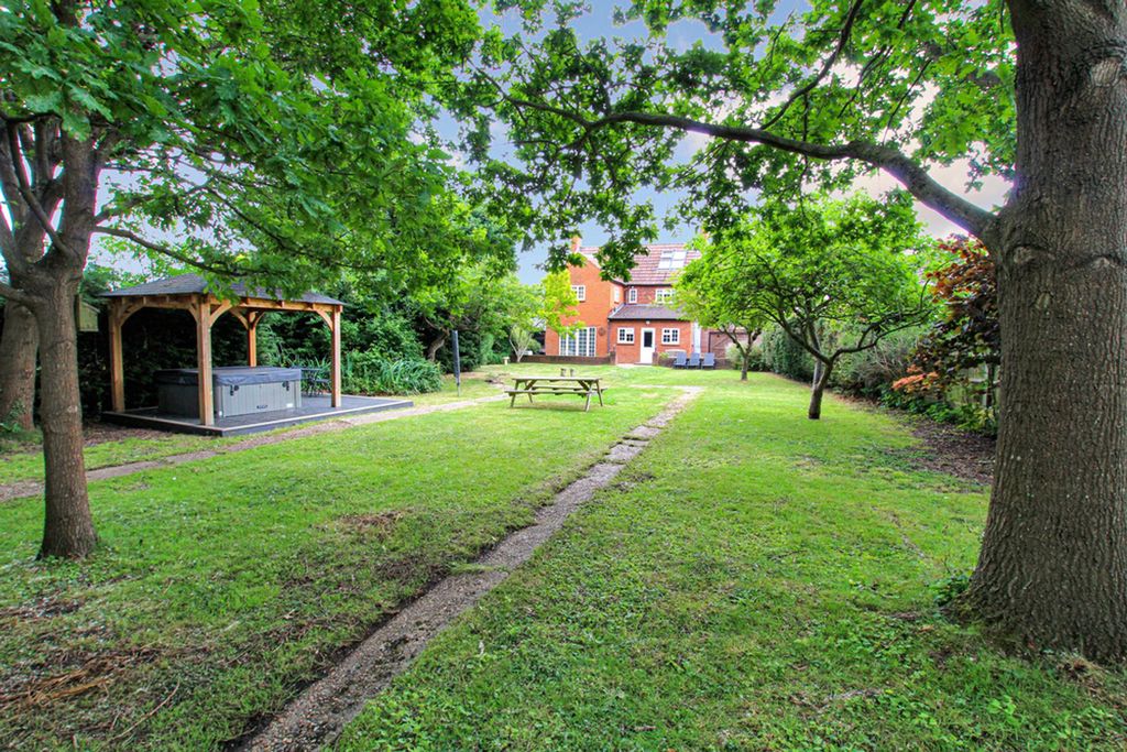 Additional image 38 of 5 bed detached house for saleSwan Lane, Wickford SS11