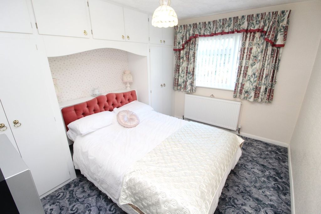 Additional image 11 of 3 bed semi-detached house for salePetersfield, Croft, Leicester LE9