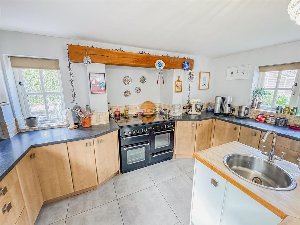 Additional image 22 of 5 bed detached house for saleRockingham Road, Cottingham, Market Harborough LE16
