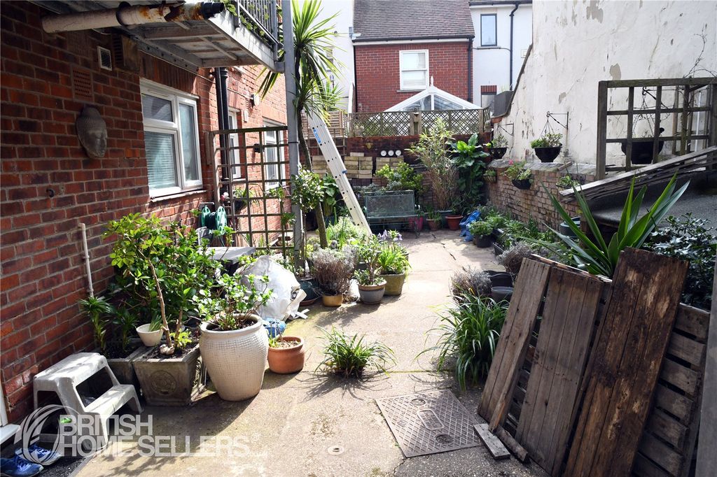 Additional image 20 of 2 bed flat for saleGrand Parade, Portsmouth, Hampshire PO1