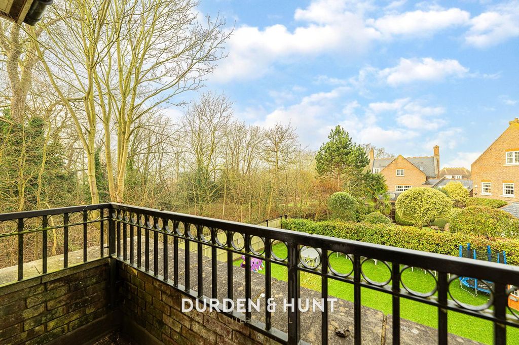 Additional image 18 of 5 bed detached house for saleRegents Drive, Woodford Green IG8