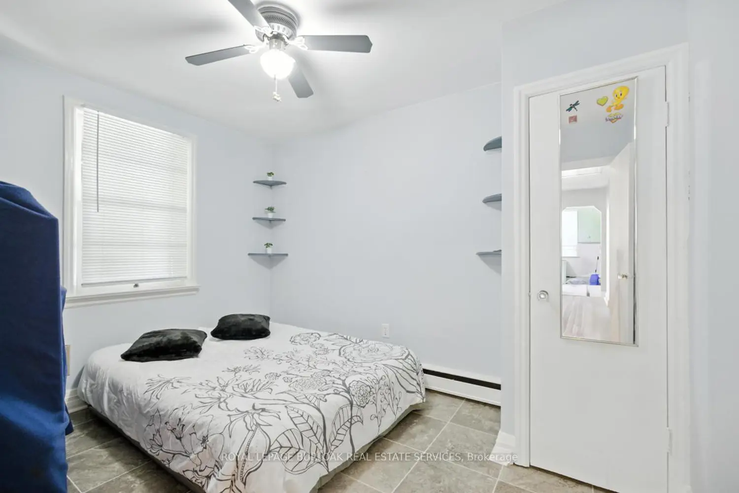 Additional image 8 of 2718 Upper James Street