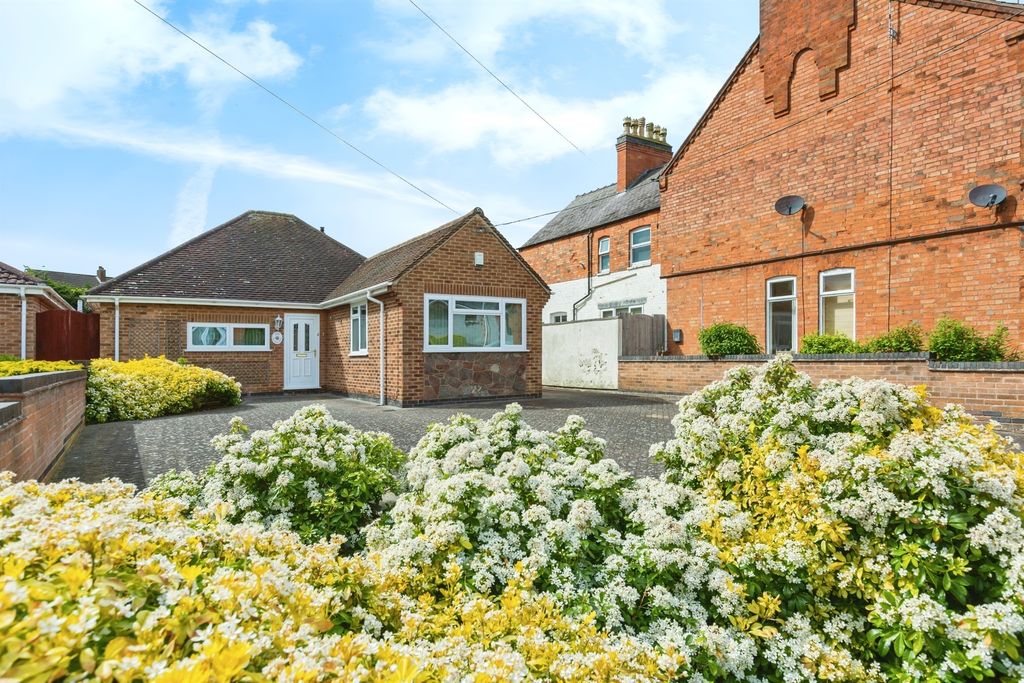 Additional image 4 of 2 bed detached bungalow for saleRothley Road, Mountsorrel, Loughborough LE12