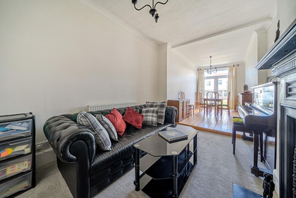 Additional image 6 of 3 bed property for saleOphir Road, Portsmouth PO2