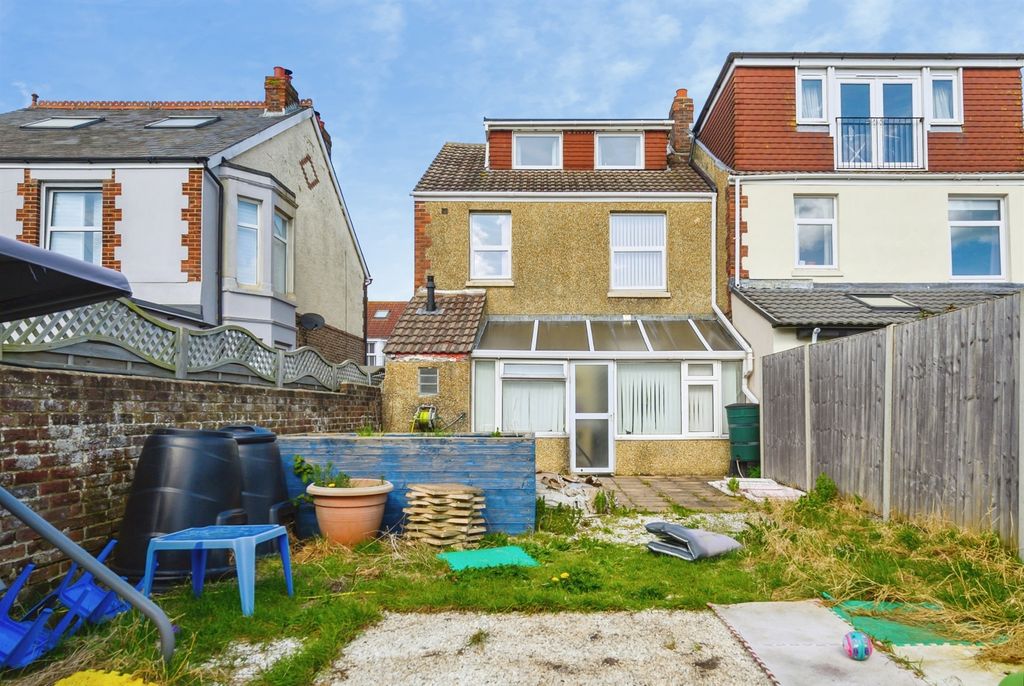 Additional image 8 of 4 bed end terrace house for saleStride Avenue, Portsmouth PO3
