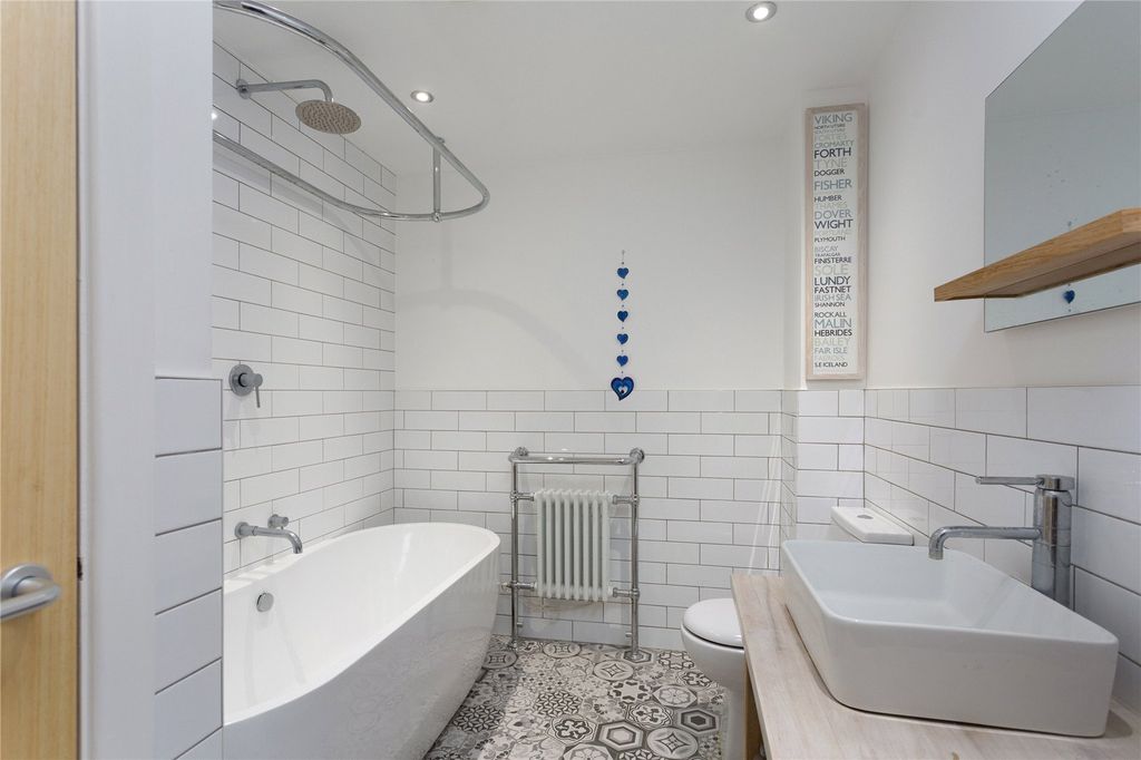 Additional image 6 of 2 bed flat for saleStonegate Court, Blake Street, York, North Yorkshire YO1