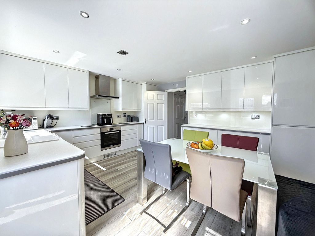Additional image 6 of 4 bed town house for saleSandford Close, Wingate TS28
