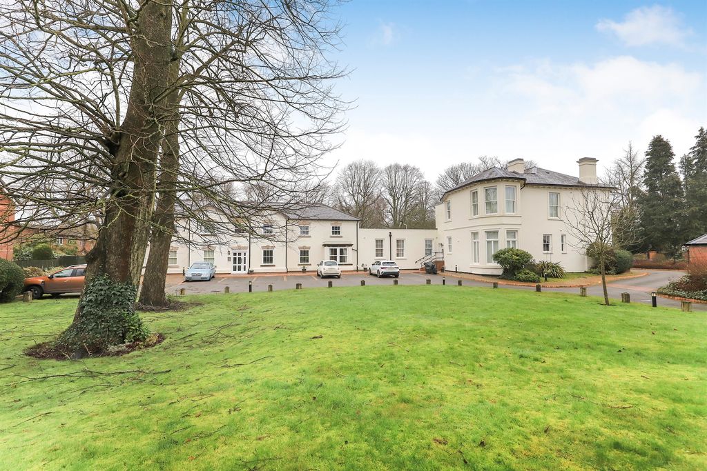 Additional image 12 of 2 bed flat for saleEdward Lisle Gardens, Tettenhall, Wolverhampton WV6