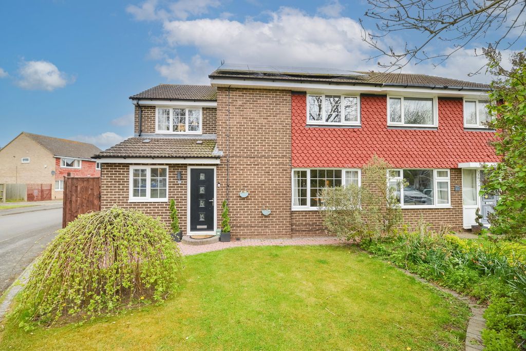 4 bed semi-detached house for saleAngrove Close, Yarm TS15