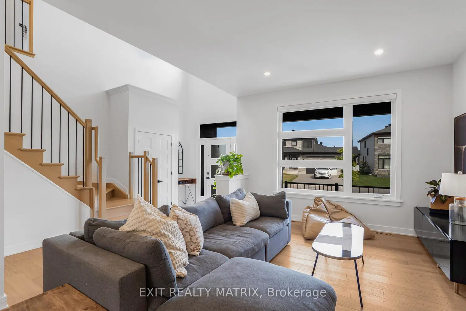 1144 Avignon Street photo 2
