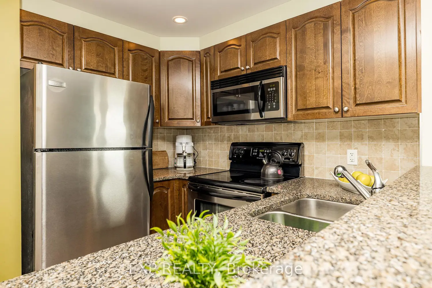 Additional image 11 of 200 Besserer Street 1111