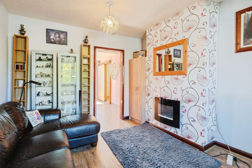 Additional image 11 of 3 bed semi-detached house for saleGracedieu Road, Loughborough LE11